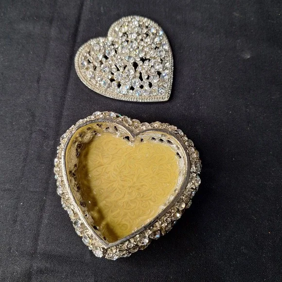 Olivia Riegel Heart Crystal Trinket Box Silver Tone Swarovski Keepsake Jewelry - Picture 7 of 10